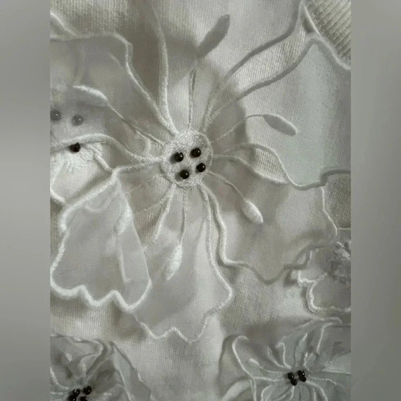 NWT new Anthropologie floral appliqué knit top XS white ivory sleeveless tank - Picture 9 of 17